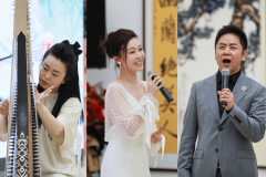 不只正在《君竹》中看到了竹的性质——坚韧、